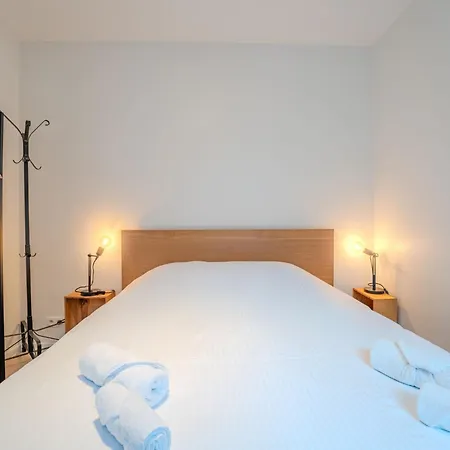 Out Of Office With Terrace By Interhome オステンド