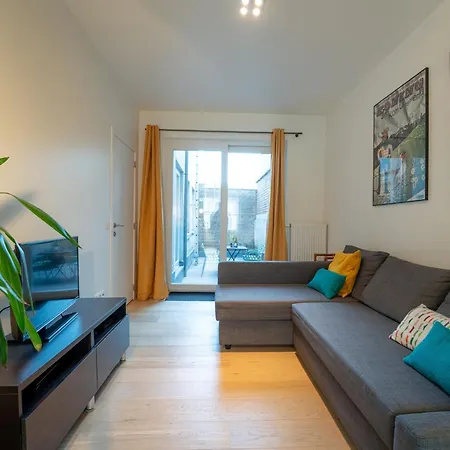 Out Of Office With Terrace By Interhome Apartament *