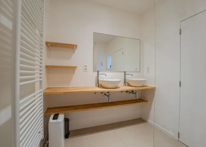 Out Of Office With Terrace By Interhome Apartament Ostenda